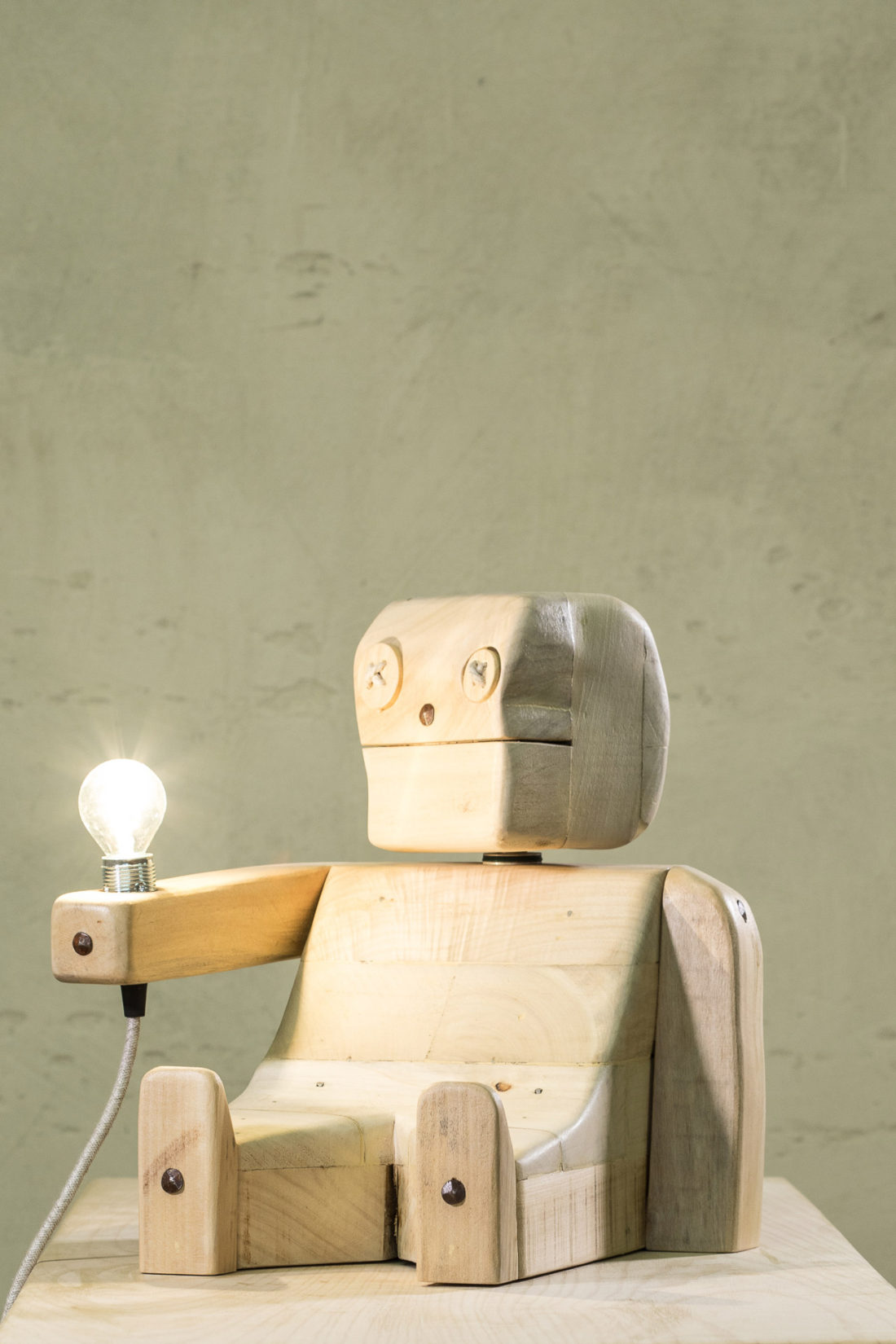 pupazzo lampada da tavolo