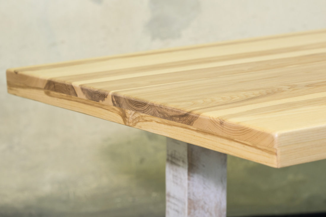 Tavolo in frassino massello