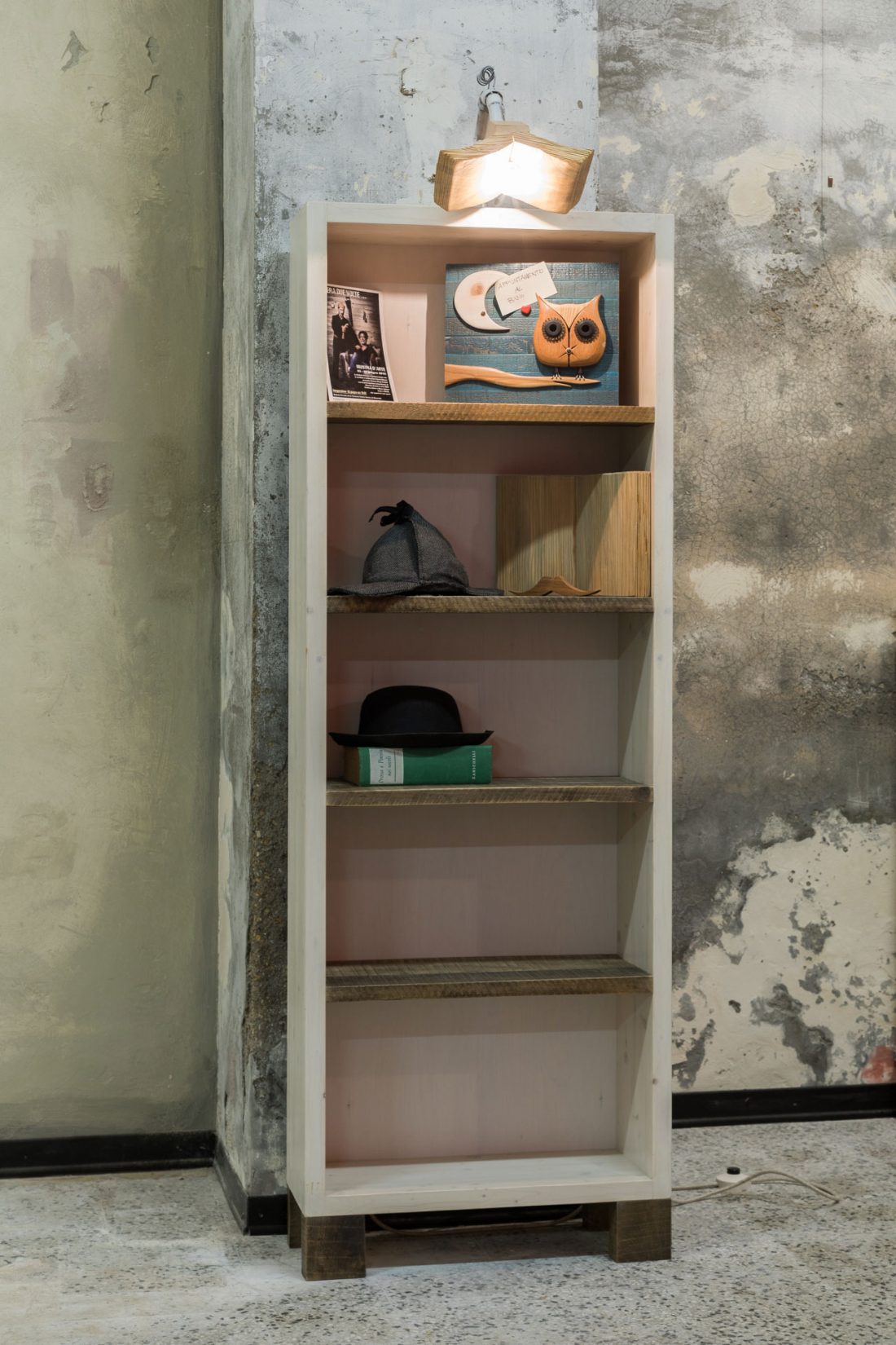 Libreria per libri speciali