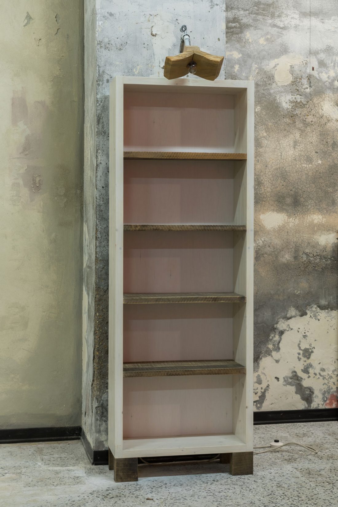 Libreria per libri speciali