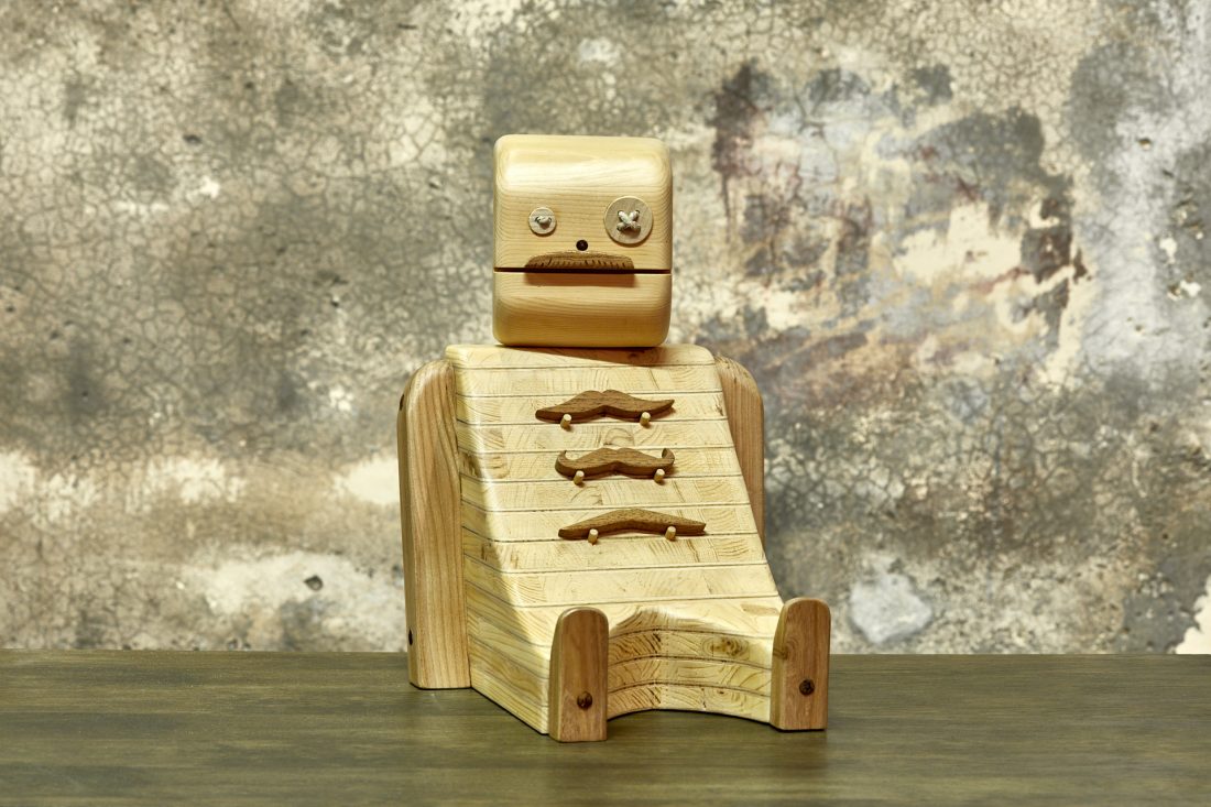 Pupezzo di legno 004 agente segreto