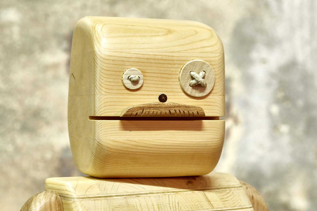 Pupezzo di legno 004 agente segreto