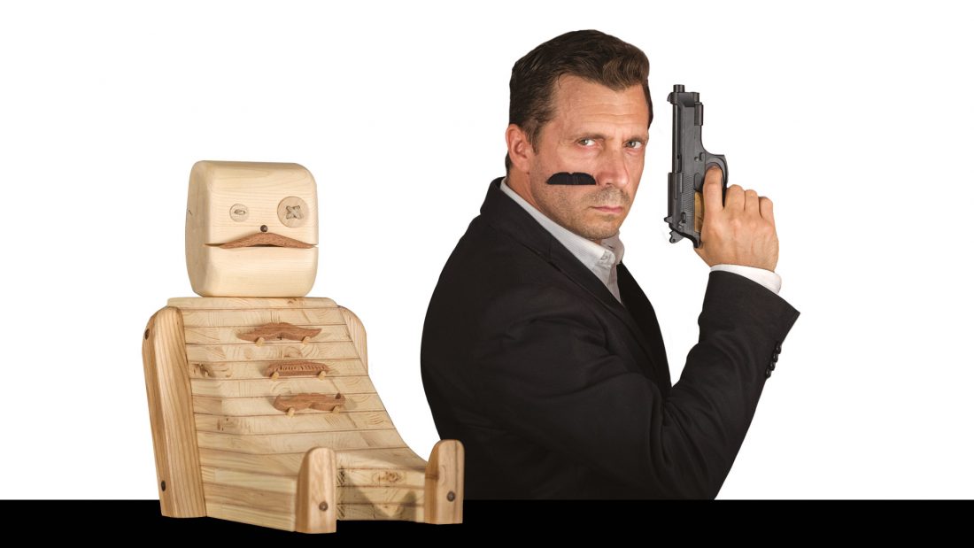 Pupezzo di legno 004 agente segreto