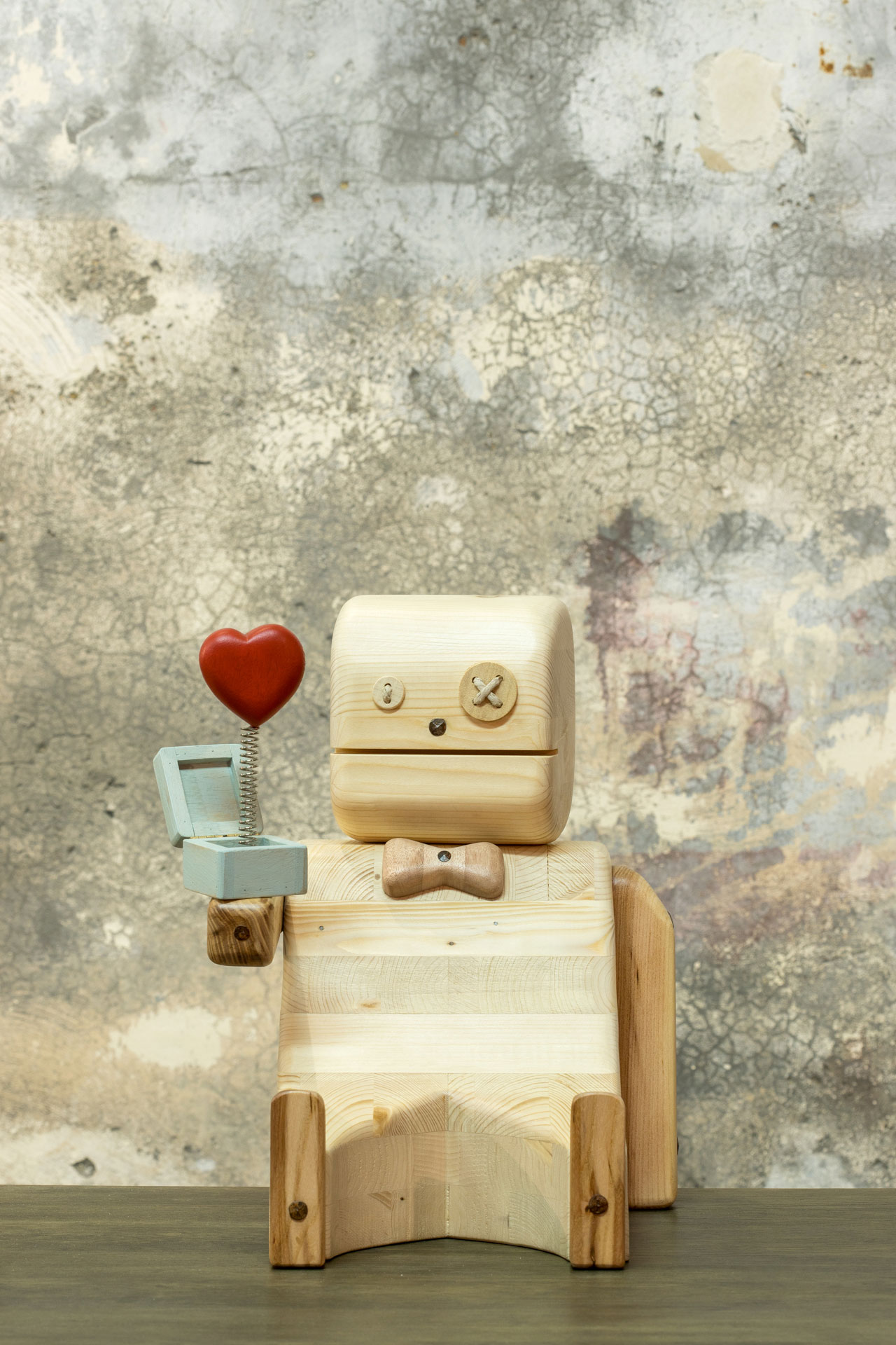 Pupezzo di legno Mi vuoi sposare?