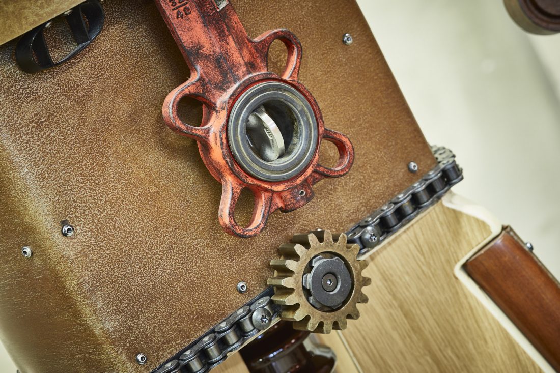 Robot fatto con il cuore