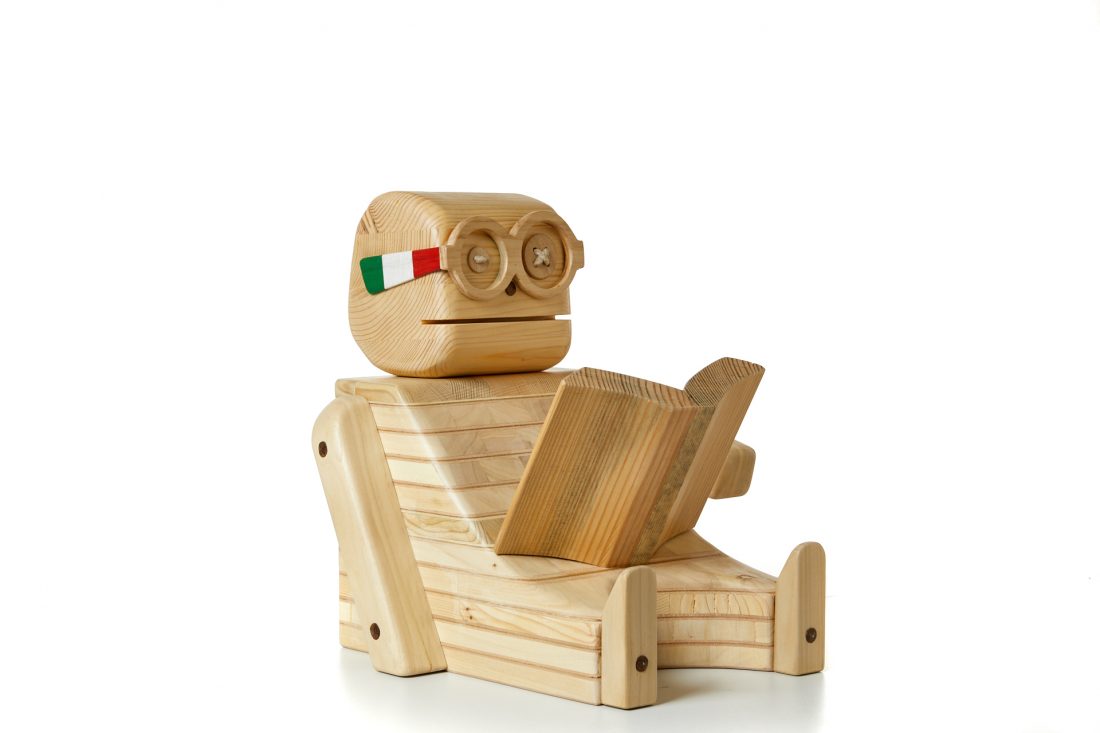Pupezzo di legno - il piccolo lettore