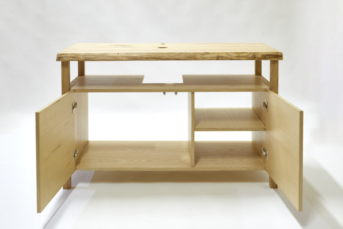 Mobile bagno in castagno